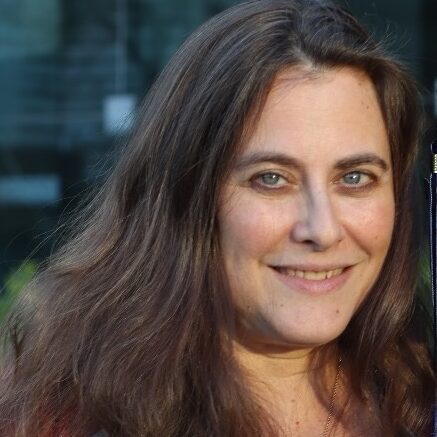 photo of Lisa Frumkes